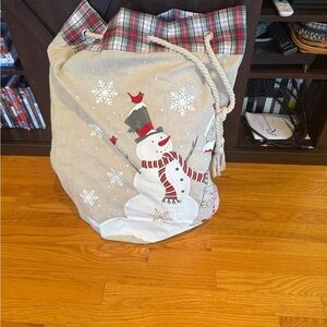 Holiday snow man bag. Excellent condition